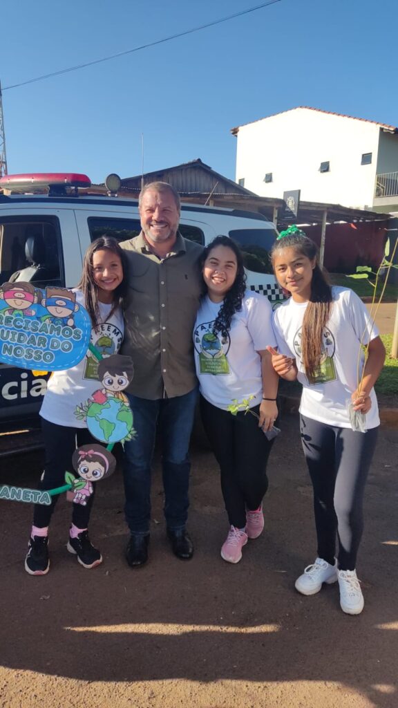 Alunos da E.M. Dr. Mitsuro Saito participaram do "Projeto de Ações Ecológicas" em Paranhos Alunos da E.M. Dr. Mitsuro Saito participaram do "Projeto de Ações Ecológicas" em Paranhos