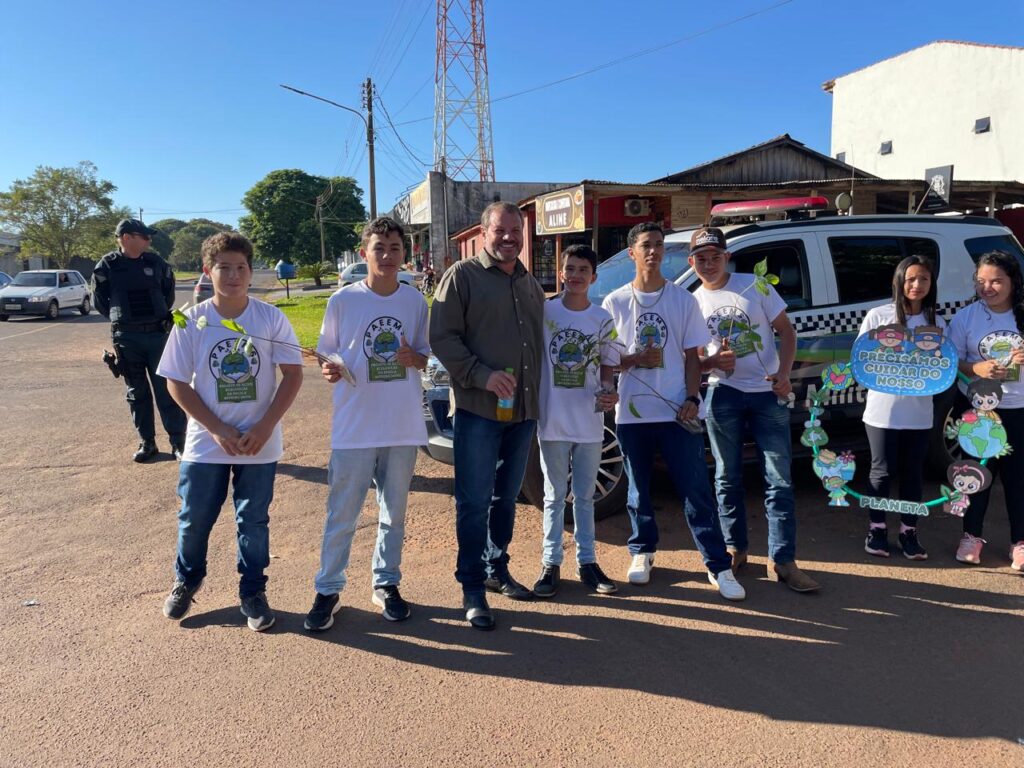 Alunos da E.M. Dr. Mitsuro Saito participaram do "Projeto de Ações Ecológicas" em Paranhos Alunos da E.M. Dr. Mitsuro Saito participaram do "Projeto de Ações Ecológicas" em Paranhos