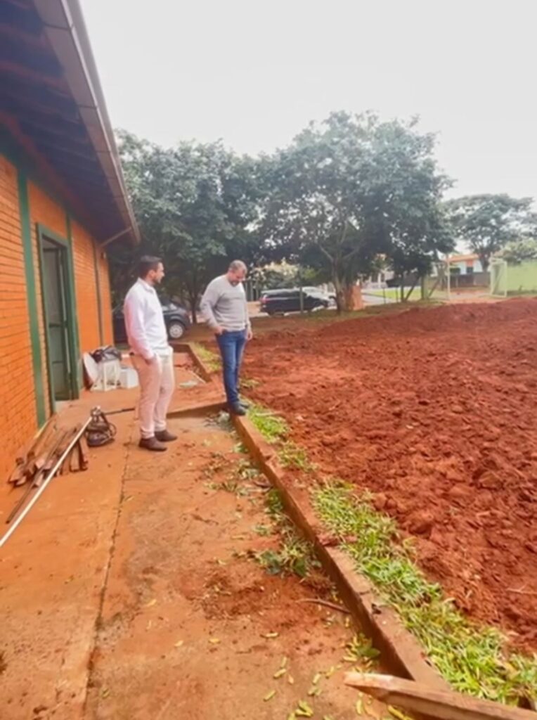 Prefeito Donizete visita obra de reforma e ampliação da USF Centro Prefeito Donizete visita obra de reforma e ampliação da USF Centro