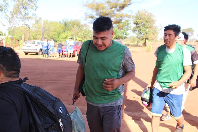 Abertura da 1ª Copa Terrão de Futebol masculino e feminino em Amambai
