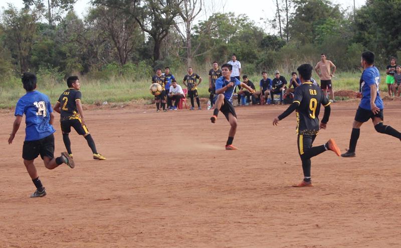 Com grande sucesso Seind abriu 1ª Copa Terrão de Futebol em Amambai Com grande sucesso Seind abriu 1ª Copa Terrão de Futebol em Amambai