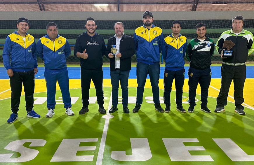 Prefeito Donizete, vereador Hélio Acosta e secretários tomam café da manhã com os servidores da Sejel Prefeito Donizete, vereador Hélio Acosta e secretários tomam café da manhã com os servidores da Sejel