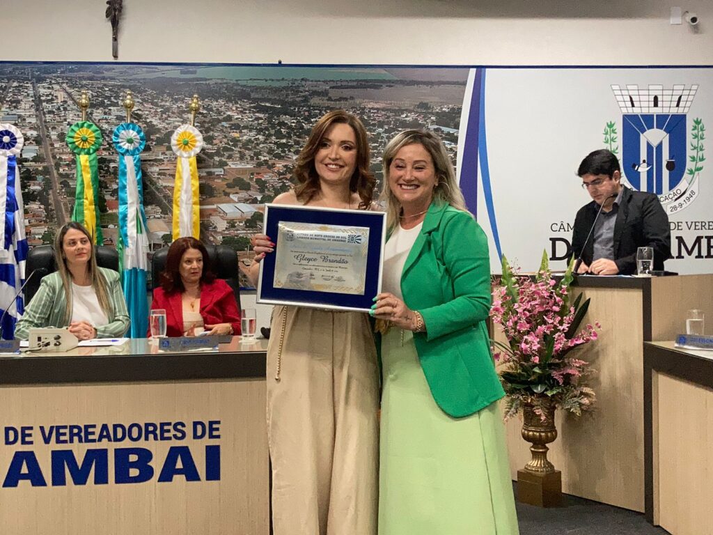 Câmara de Amambai entrega Títulos de Cidadão Amambaiense Câmara de Amambai entrega Títulos de Cidadão Amambaiense