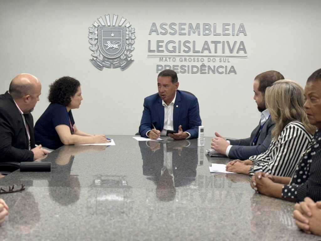 ALEMS aprova novo Plano de Cargos que enxuga estrutura e garante avanços para servidores ALEMS aprova novo Plano de Cargos que enxuga estrutura e garante avanços para servidores