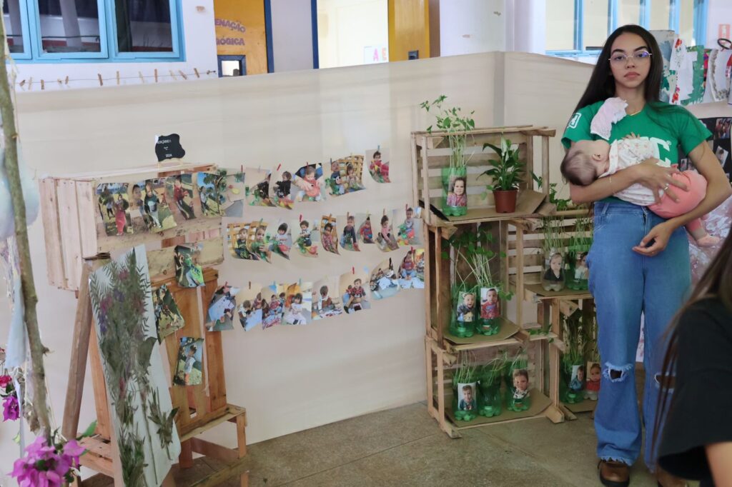 1ª Mostra Pedagógica foi realizada no CEI Cláudia do Nascimento em Tacuru 1ª Mostra Pedagógica foi realizada no CEI Cláudia do Nascimento em Tacuru