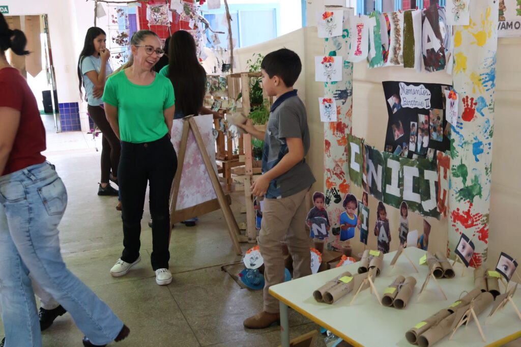 1ª Mostra Pedagógica foi realizada no CEI Cláudia do Nascimento em Tacuru 1ª Mostra Pedagógica foi realizada no CEI Cláudia do Nascimento em Tacuru