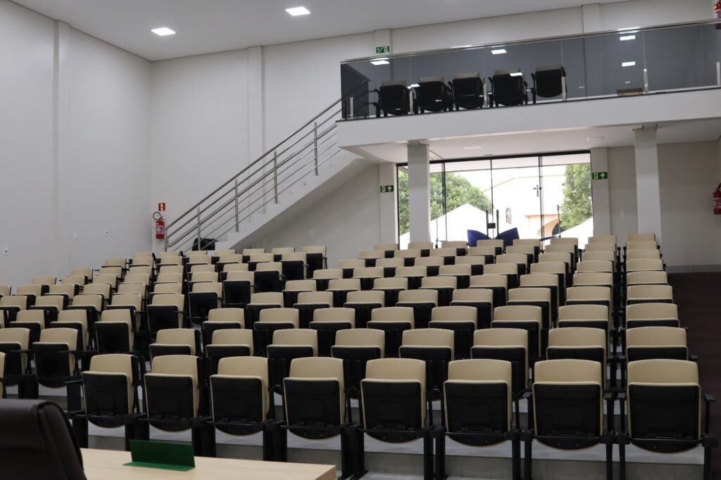 Vereadores de Paranhos inauguraram uma das maiores Câmaras Municipais do interior de Mato Grosso do Sul nesta sexta-feira (5) Vereadores de Paranhos inauguraram uma das maiores Câmaras Municipais do interior de Mato Grosso do Sul nesta sexta-feira (5)