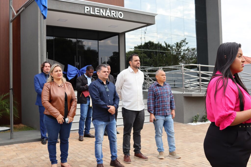 Vereadores de Paranhos inauguraram uma das maiores Câmaras Municipais do interior de Mato Grosso do Sul nesta sexta-feira (5) Vereadores de Paranhos inauguraram uma das maiores Câmaras Municipais do interior de Mato Grosso do Sul nesta sexta-feira (5)