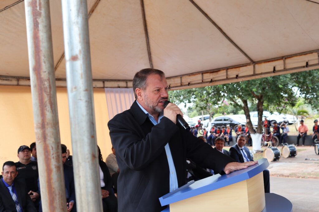 Vereadores de Paranhos inauguraram uma das maiores Câmaras Municipais do interior de Mato Grosso do Sul nesta sexta-feira (5) Vereadores de Paranhos inauguraram uma das maiores Câmaras Municipais do interior de Mato Grosso do Sul nesta sexta-feira (5)