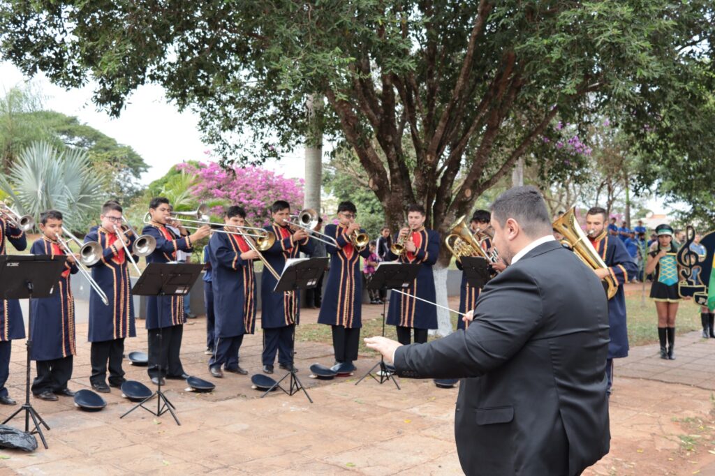Vereadores de Paranhos inauguraram uma das maiores Câmaras Municipais do interior de Mato Grosso do Sul nesta sexta-feira (5) Vereadores de Paranhos inauguraram uma das maiores Câmaras Municipais do interior de Mato Grosso do Sul nesta sexta-feira (5)