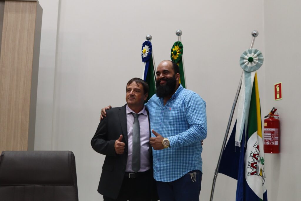 Vereadores de Paranhos inauguraram uma das maiores Câmaras Municipais do interior de Mato Grosso do Sul nesta sexta-feira (5) Vereadores de Paranhos inauguraram uma das maiores Câmaras Municipais do interior de Mato Grosso do Sul nesta sexta-feira (5)