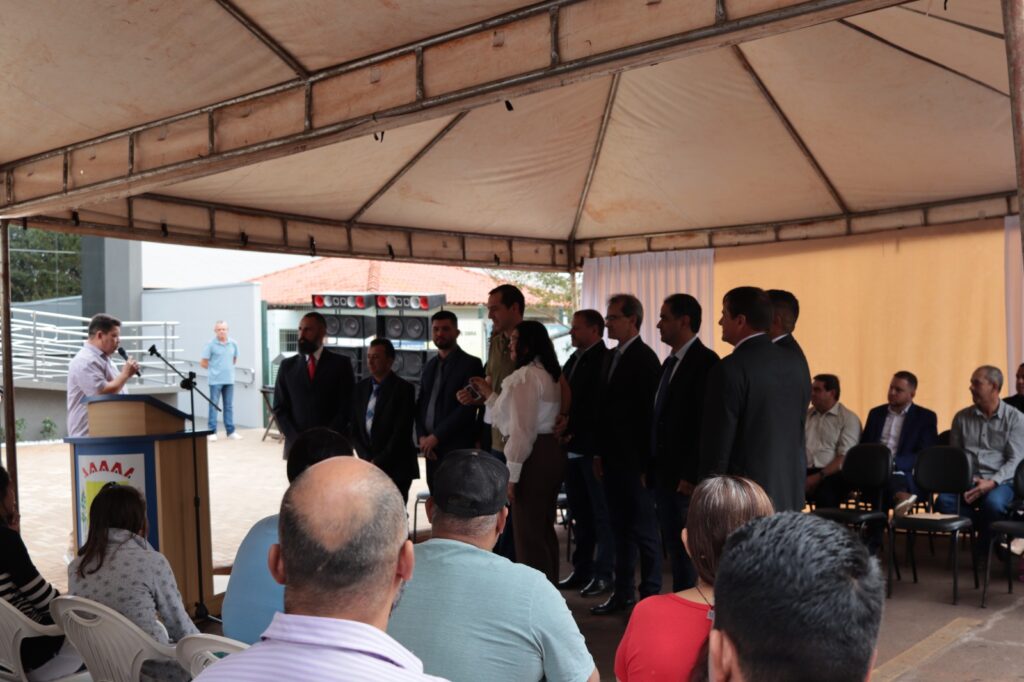 Vereadores de Paranhos inauguraram uma das maiores Câmaras Municipais do interior de Mato Grosso do Sul nesta sexta-feira (5) Vereadores de Paranhos inauguraram uma das maiores Câmaras Municipais do interior de Mato Grosso do Sul nesta sexta-feira (5)