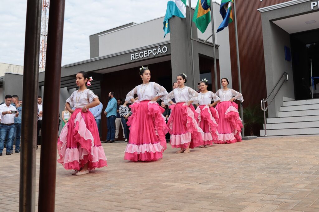 Vereadores de Paranhos inauguraram uma das maiores Câmaras Municipais do interior de Mato Grosso do Sul nesta sexta-feira (5) Vereadores de Paranhos inauguraram uma das maiores Câmaras Municipais do interior de Mato Grosso do Sul nesta sexta-feira (5)