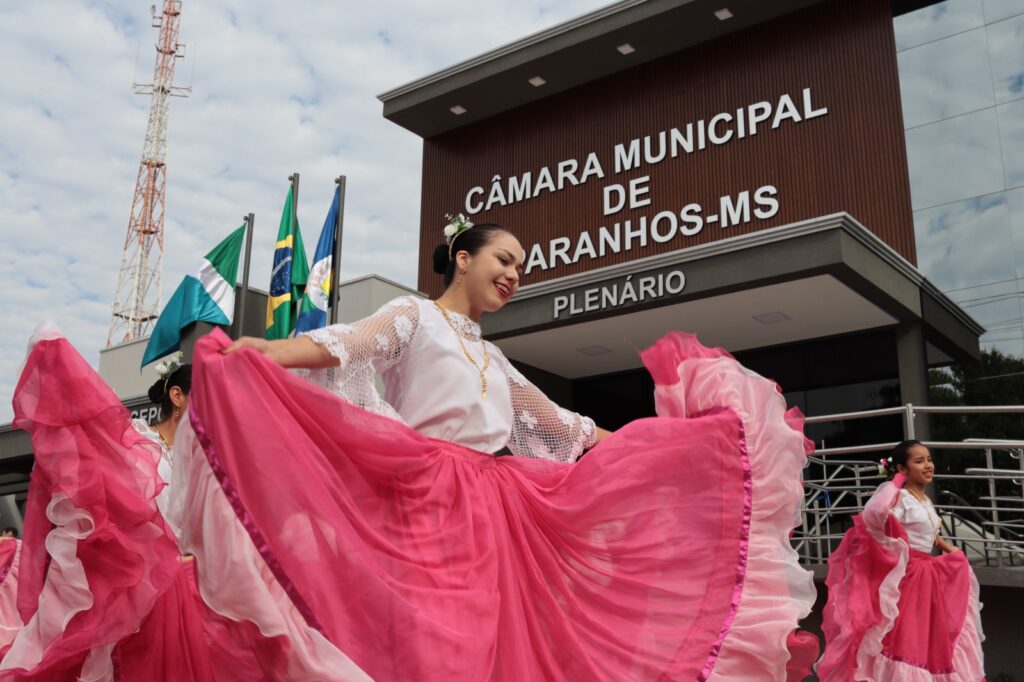 Vereadores de Paranhos inauguraram uma das maiores Câmaras Municipais do interior de Mato Grosso do Sul nesta sexta-feira (5) Vereadores de Paranhos inauguraram uma das maiores Câmaras Municipais do interior de Mato Grosso do Sul nesta sexta-feira (5)