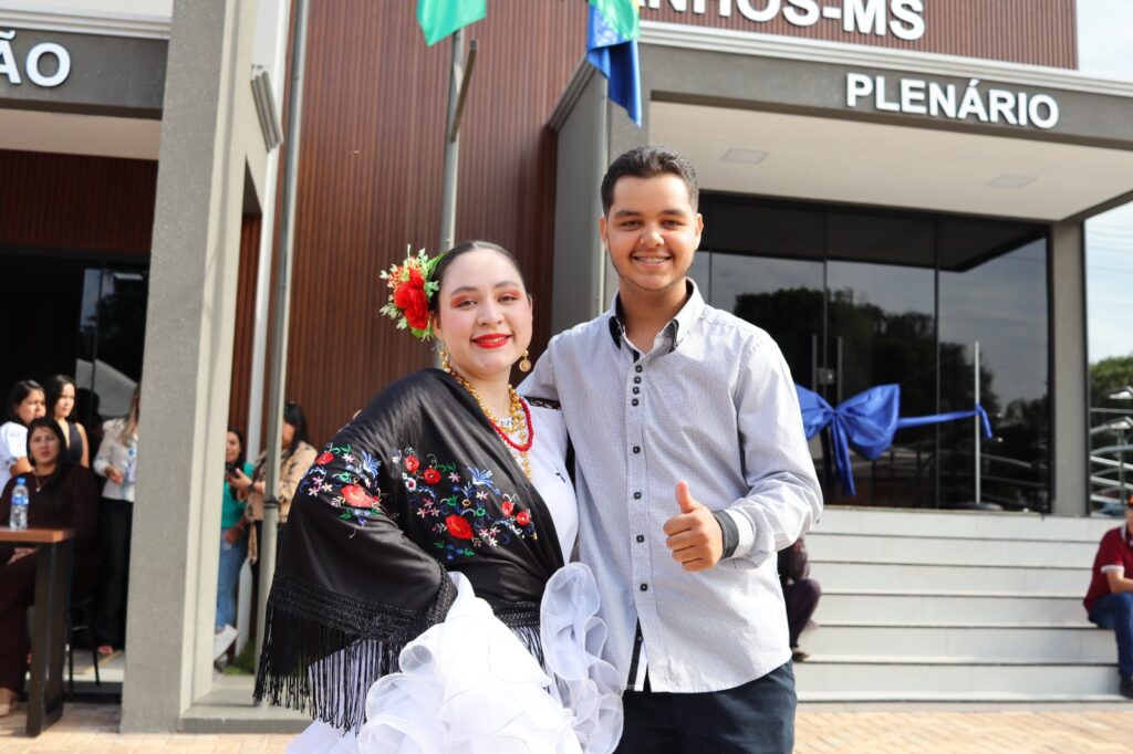 Vereadores de Paranhos inauguraram uma das maiores Câmaras Municipais do interior de Mato Grosso do Sul nesta sexta-feira (5) Vereadores de Paranhos inauguraram uma das maiores Câmaras Municipais do interior de Mato Grosso do Sul nesta sexta-feira (5)