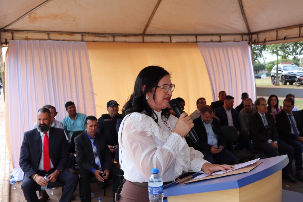 Vereadores de Paranhos inauguraram uma das maiores Câmaras Municipais do interior de Mato Grosso do Sul nesta sexta-feira (5) Vereadores de Paranhos inauguraram uma das maiores Câmaras Municipais do interior de Mato Grosso do Sul nesta sexta-feira (5)