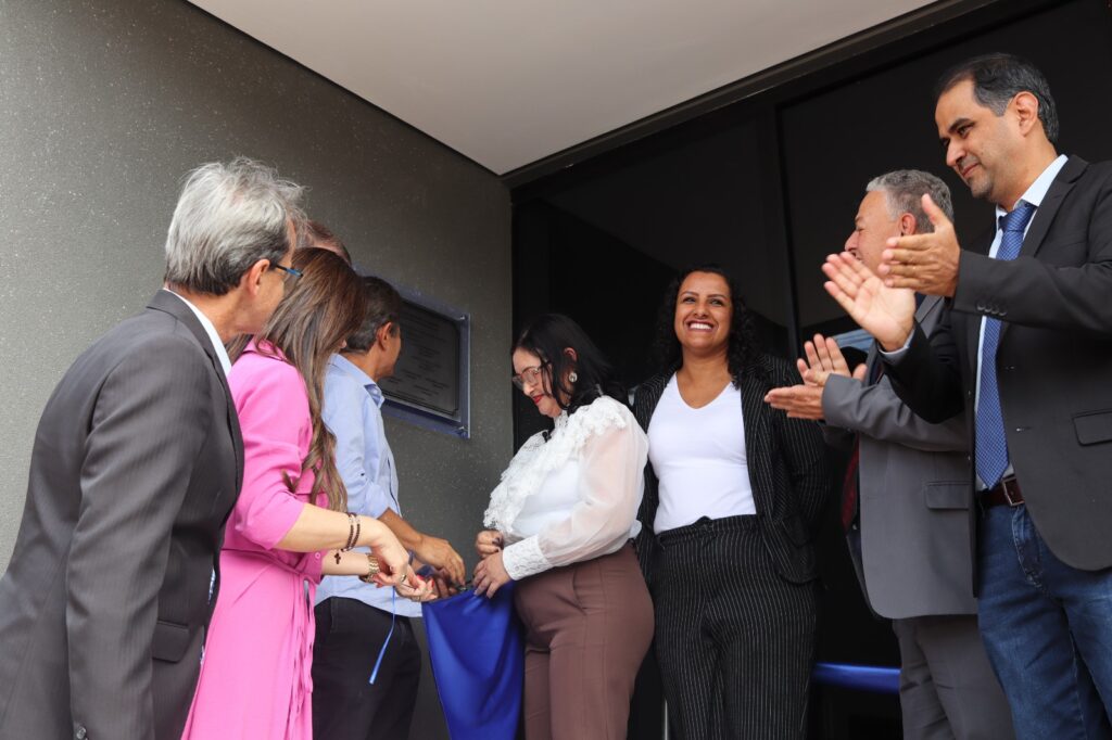 Vereadores de Paranhos inauguraram uma das maiores Câmaras Municipais do interior de Mato Grosso do Sul nesta sexta-feira (5) Vereadores de Paranhos inauguraram uma das maiores Câmaras Municipais do interior de Mato Grosso do Sul nesta sexta-feira (5)