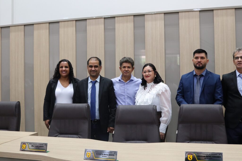 Vereadores de Paranhos inauguraram uma das maiores Câmaras Municipais do interior de Mato Grosso do Sul nesta sexta-feira (5) Vereadores de Paranhos inauguraram uma das maiores Câmaras Municipais do interior de Mato Grosso do Sul nesta sexta-feira (5)