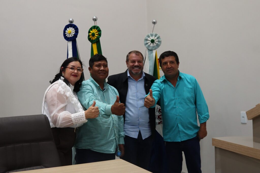 Vereadores de Paranhos inauguraram uma das maiores Câmaras Municipais do interior de Mato Grosso do Sul nesta sexta-feira (5) Vereadores de Paranhos inauguraram uma das maiores Câmaras Municipais do interior de Mato Grosso do Sul nesta sexta-feira (5)