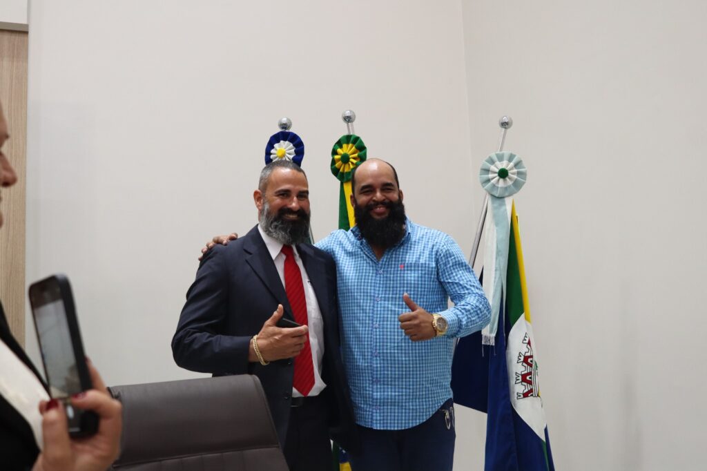 Vereadores de Paranhos inauguraram uma das maiores Câmaras Municipais do interior de Mato Grosso do Sul nesta sexta-feira (5) Vereadores de Paranhos inauguraram uma das maiores Câmaras Municipais do interior de Mato Grosso do Sul nesta sexta-feira (5)