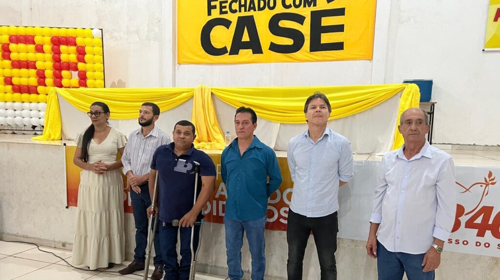 Com união de quatro partidos "até o momento", PSB lança Casé como pré-candidato a prefeito em Sete Quedas Com união de quatro partidos "até o momento", PSB lança Casé como pré-candidato a prefeito em Sete Quedas