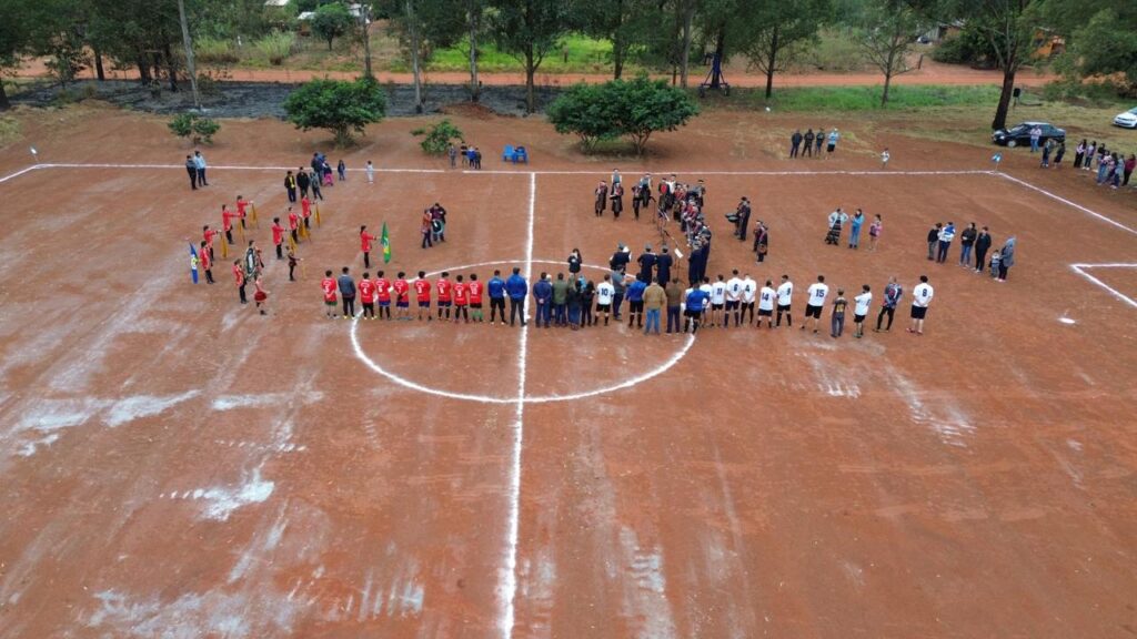 Prefeitura de Paranhos promoveu a abertura do Campeonato Rural de Futebol Suíço "Oscar Peixer" Prefeitura de Paranhos promoveu a abertura do Campeonato Rural de Futebol Suíço "Oscar Peixer"