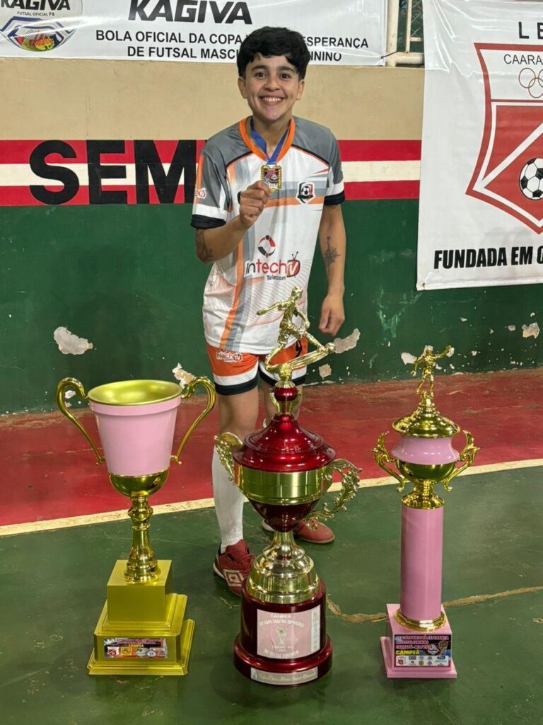 Futsal feminino de Amambai é tricampeão da Copa Vale da Esperança em Caarapó Futsal feminino de Amambai é tricampeão da Copa Vale da Esperança em Caarapó