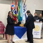 Festiva de solenidade no Rotary Club de Amambai marca transição de presidente e posse de novos associados