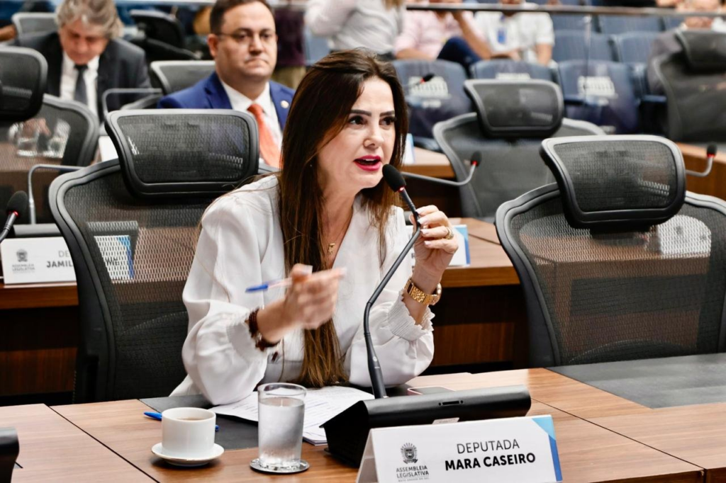 Mara Caseiro conclui semestre com muitas realizações e conquistas para MS Mara Caseiro conclui semestre com muitas realizações e conquistas para MS