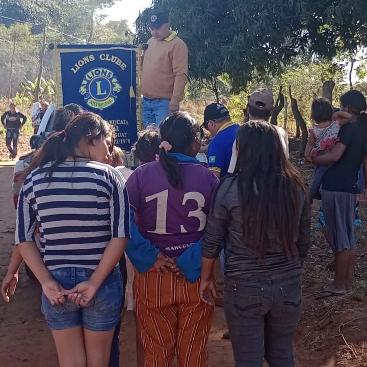 Em ação social, Lions Club Binacional de Coronel Sapucaia entrega leite e bolachas a famílias carentes Em ação social, Lions Club Binacional de Coronel Sapucaia entrega leite e bolachas a famílias carentes