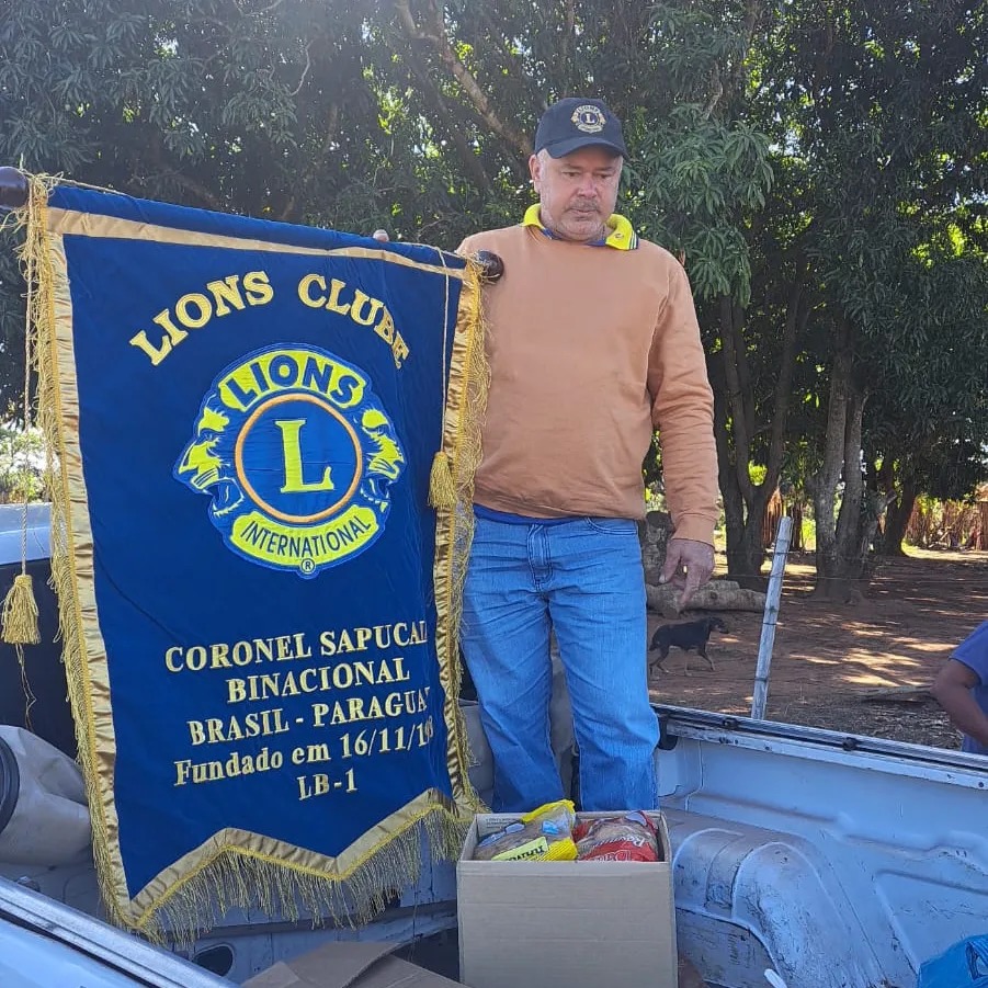 Em ação social, Lions Club Binacional de Coronel Sapucaia entrega leite e bolachas a famílias carentes Em ação social, Lions Club Binacional de Coronel Sapucaia entrega leite e bolachas a famílias carentes