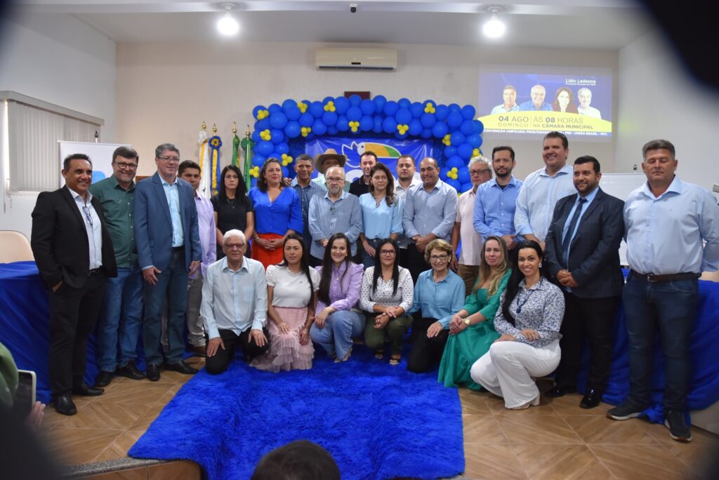 Convenção do PSDB em Iguatemi oficializa Dr. Lídio à reeleição, com Dra. Patrícia como vice Convenção do PSDB em Iguatemi oficializa Dr. Lídio à reeleição, com Dra. Patrícia como vice
