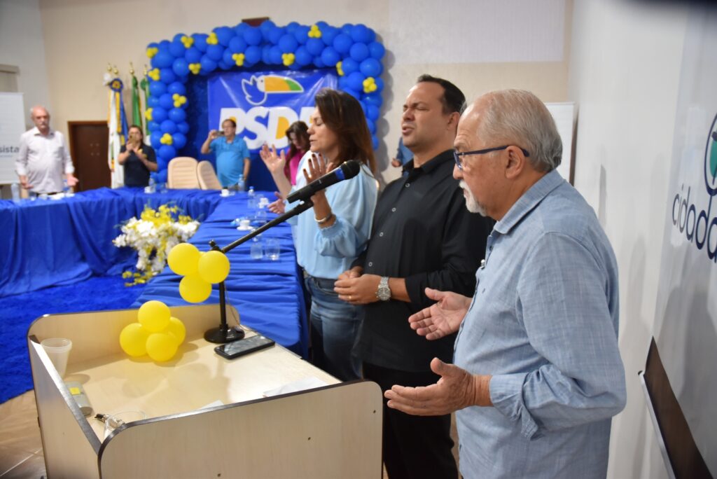 Convenção do PSDB em Iguatemi oficializa Dr. Lídio à reeleição, com Dra. Patrícia como vice Convenção do PSDB em Iguatemi oficializa Dr. Lídio à reeleição, com Dra. Patrícia como vice