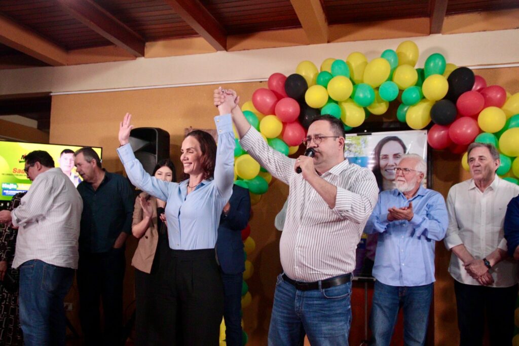 Com sucesso de público, convenção do MDB homologa Najla Mariano como pré-candidata a prefeita de Coronel Sapucaia Com sucesso de público, convenção do MDB homologa Najla Mariano como pré-candidata a prefeita de Coronel Sapucaia