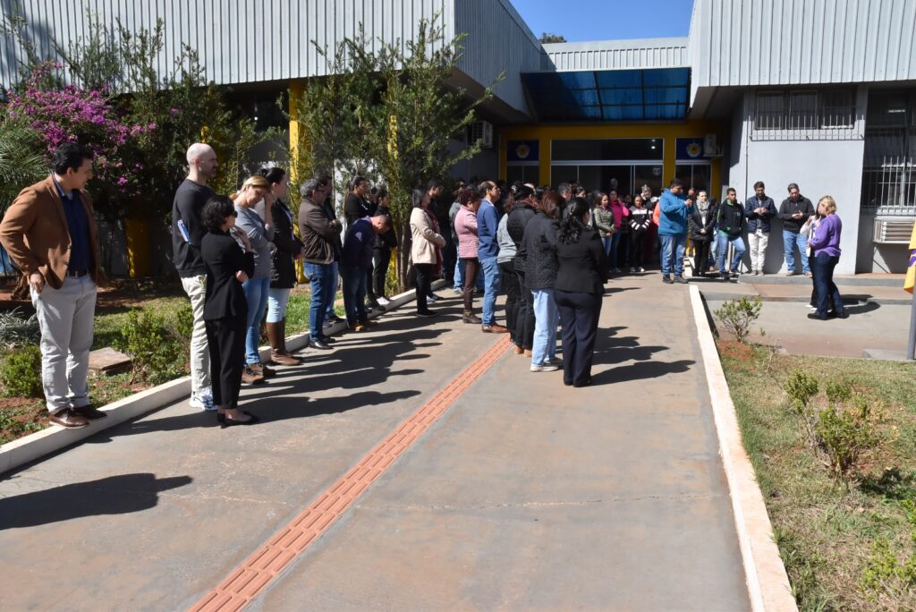 Prefeitura de Iguatemi realiza ato em alusão ao Agosto Lilás, que combate a violência contra a mulher Prefeitura de Iguatemi realiza ato em alusão ao Agosto Lilás, que combate a violência contra a mulher