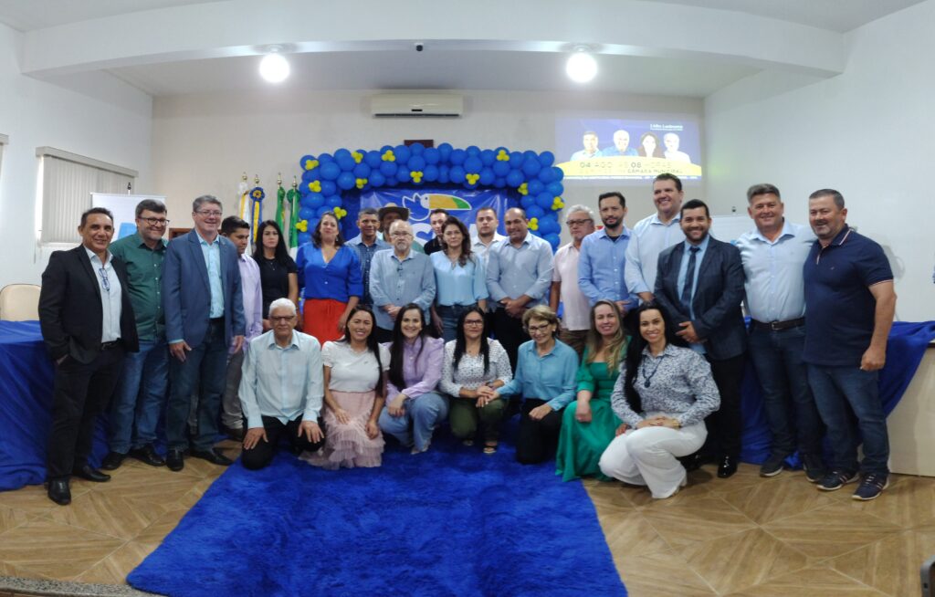 Convenção do PSDB em Iguatemi oficializa Dr. Lídio à reeleição, com Dra. Patrícia como vice Convenção do PSDB em Iguatemi oficializa Dr. Lídio à reeleição, com Dra. Patrícia como vice