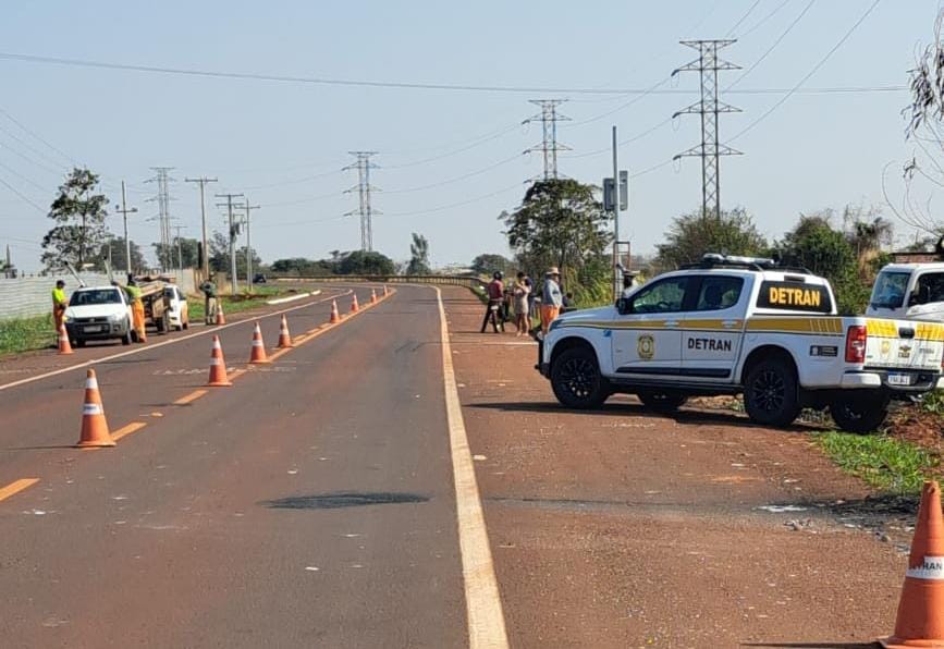 Detran atende Lia Nogueira e implanta redutor de velocidade no Anel Viário em Dourados Detran atende Lia Nogueira e implanta redutor de velocidade no Anel Viário em Dourados