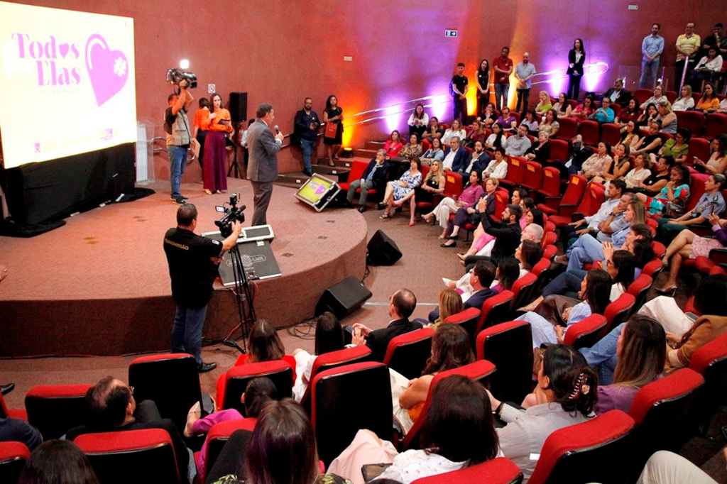 Com participação da ALEMS, MS inicia política pública permanente pelo fim do feminicídio Com participação da ALEMS, MS inicia política pública permanente pelo fim do feminicídio