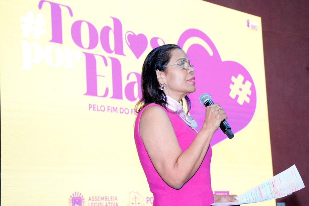 Com participação da ALEMS, MS inicia política pública permanente pelo fim do feminicídio Com participação da ALEMS, MS inicia política pública permanente pelo fim do feminicídio