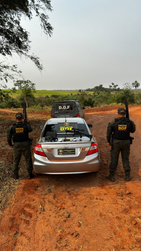 Homem é preso pelo DOF com rifle, pistola, munições e cocaína em Tacuru Homem é preso pelo DOF com rifle, pistola, munições e cocaína em Tacuru