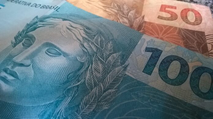 money-2387280_1920