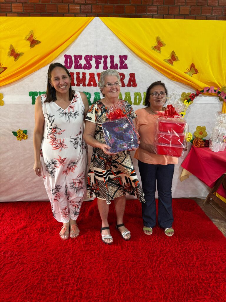Paranhos: Centro de Convivência do Idoso Romalina Viana Trindade realizou o Desfile da Primavera 2024 Paranhos: Centro de Convivência do Idoso Romalina Viana Trindade realizou o Desfile da Primavera 2024