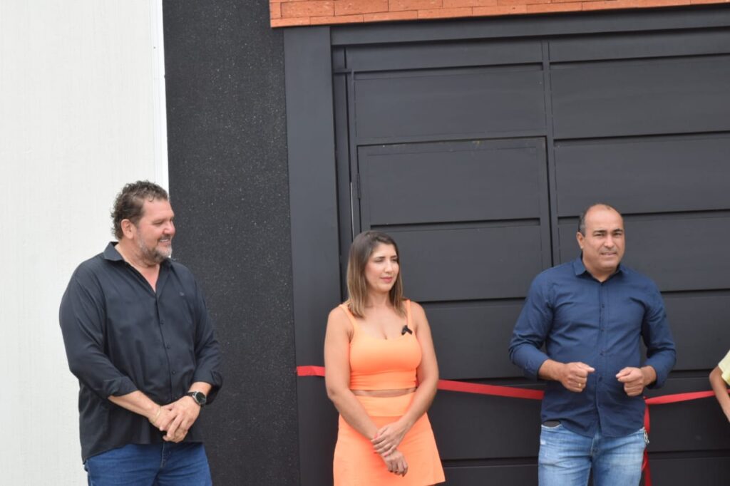 Moderna arena de beach tennis é inaugurada em Iguatemi na manhã deste sábado (19) Moderna arena de beach tennis é inaugurada em Iguatemi na manhã deste sábado (19)