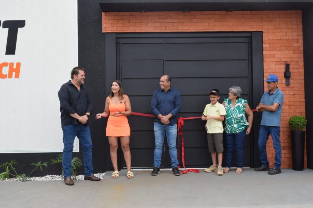 Moderna arena de beach tennis é inaugurada em Iguatemi na manhã deste sábado (19) Moderna arena de beach tennis é inaugurada em Iguatemi na manhã deste sábado (19)
