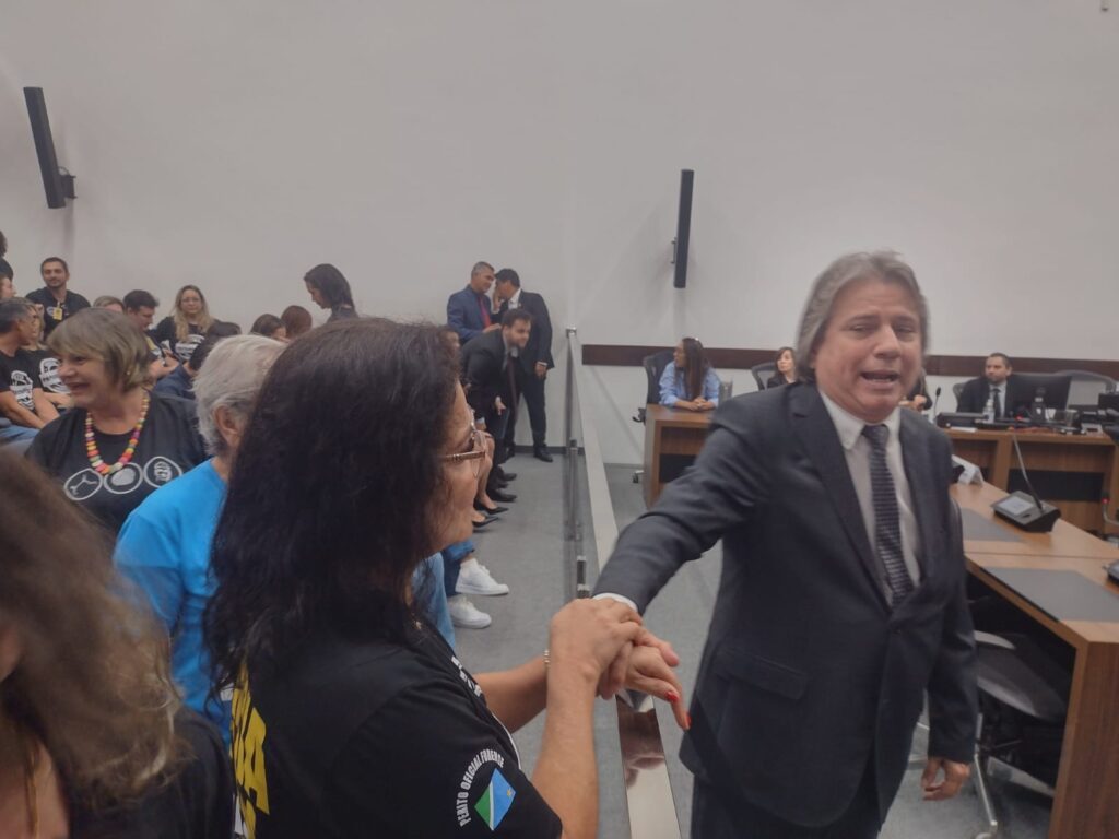 Reconhecimento e reparação: Peritos papiloscopistas celebram conquista histórica Reconhecimento e reparação: Peritos papiloscopistas celebram conquista histórica