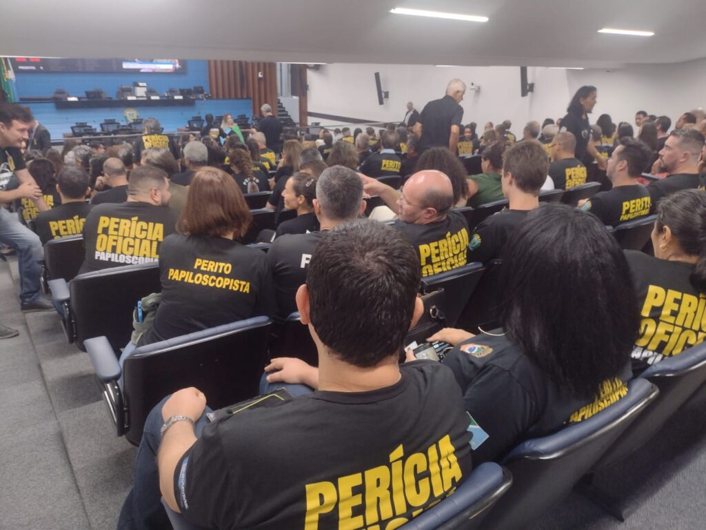 Reconhecimento e reparação: Peritos papiloscopistas celebram conquista histórica Reconhecimento e reparação: Peritos papiloscopistas celebram conquista histórica