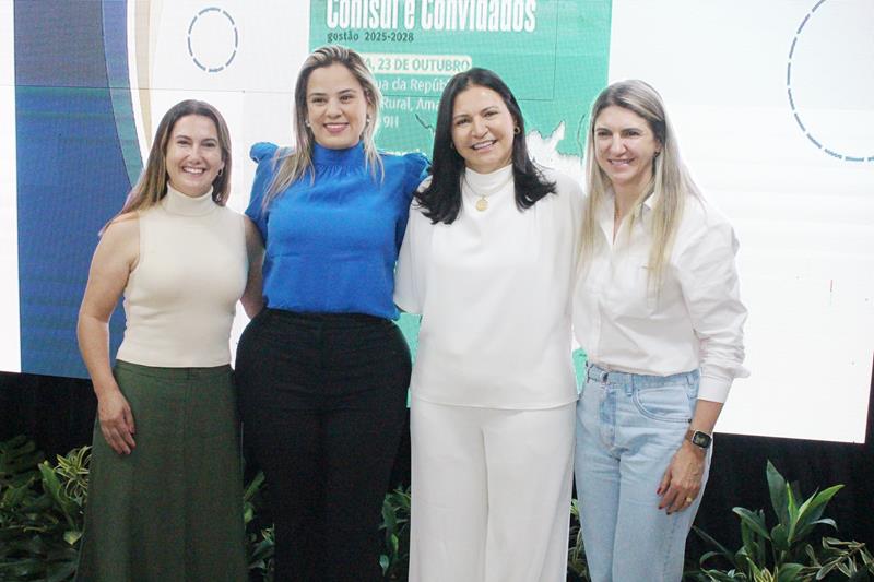 A convite de Sérgio Barbosa, prefeitos e vice-prefeitos eleitos e reeleitos de 17 municípios participam de roda de conversa em Amambai