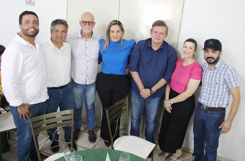 A convite de Sérgio Barbosa, prefeitos e vice-prefeitos eleitos e reeleitos de 17 municípios participam de roda de conversa em Amambai