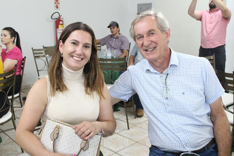 A convite de Sérgio Barbosa, prefeitos e vice-prefeitos eleitos e reeleitos de 17 municípios participam de roda de conversa em Amambai