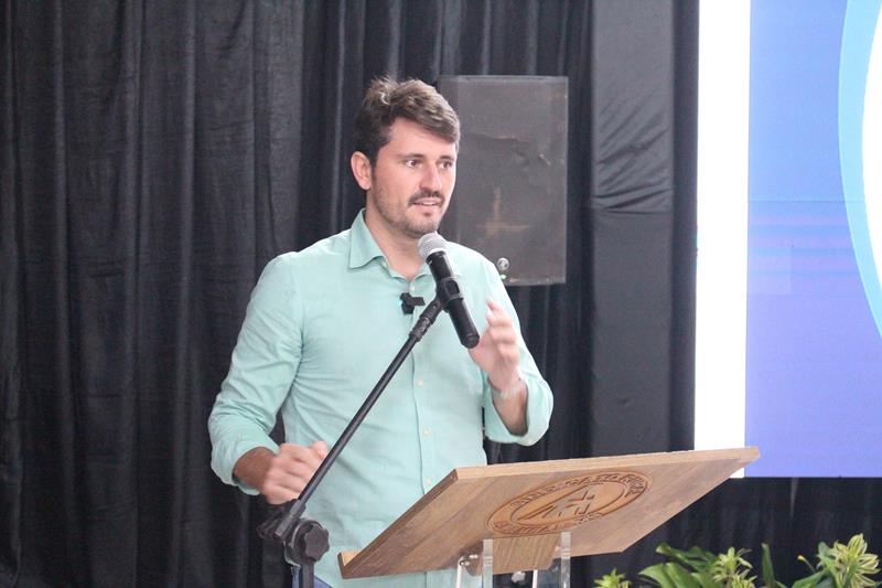 A convite de Sérgio Barbosa, prefeitos e vice-prefeitos eleitos e reeleitos de 17 municípios participam de roda de conversa em Amambai